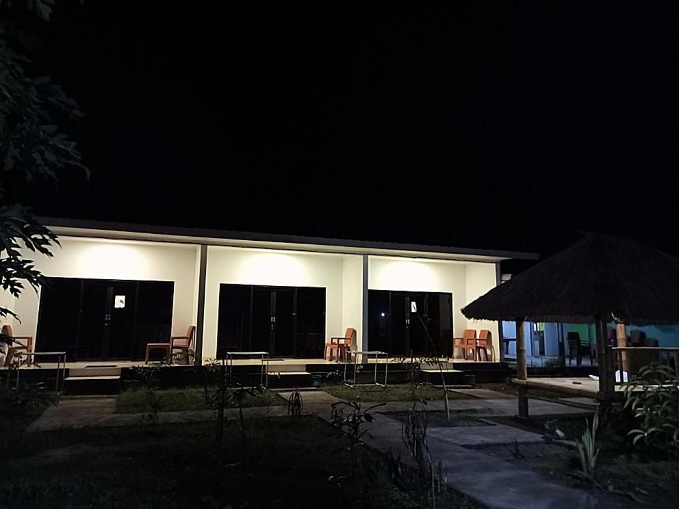 Simpang Hostel Kuta  외부 사진